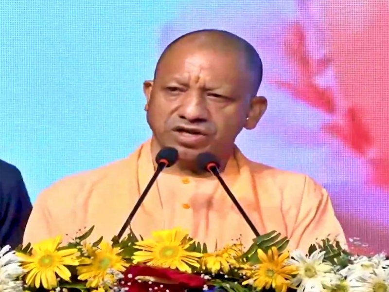 UP Police telecom gets 1,494 new recruits as CM Yogi hands over appointment letters