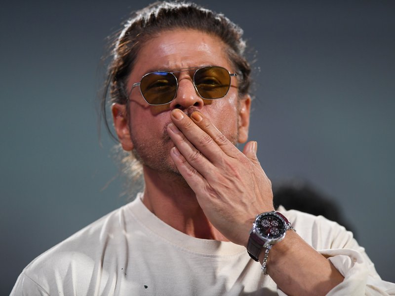 Shah Rukh Khan thanks Mukesh Chhabra for casting him 'twice' in Jawan