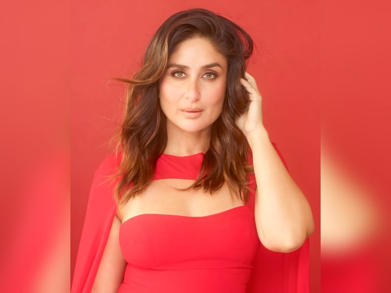 Anil Kapoor, Kareena, Arjun Kapoor celebrate Team India’s thrilling win against England in final Test match	