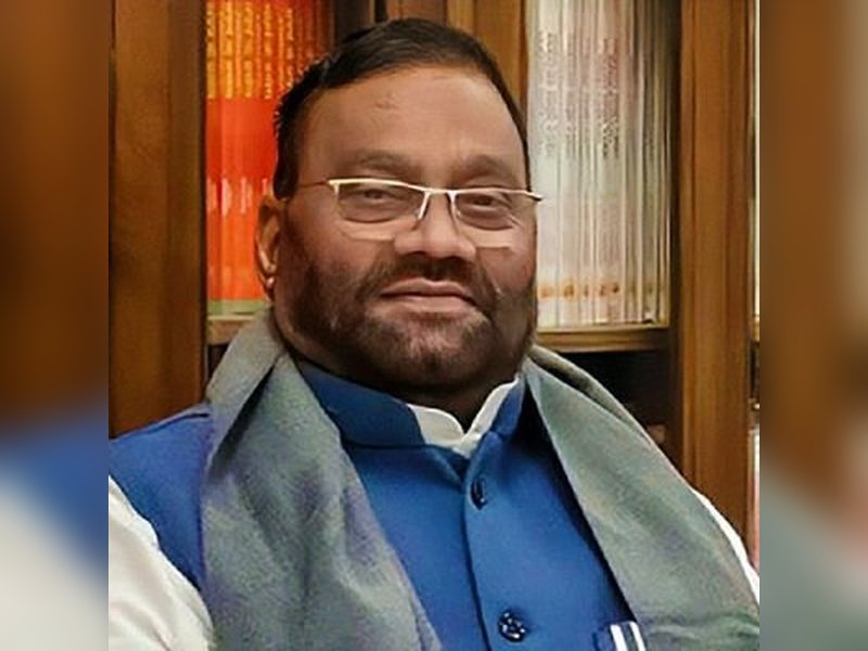Swami Prasad Maurya slapped in UP, assailant thrashed