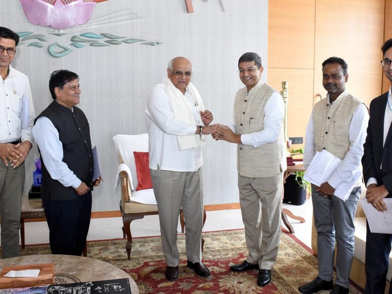 Gujarat and NTPC explore opportunities for collaboration in green and renewable energy projects