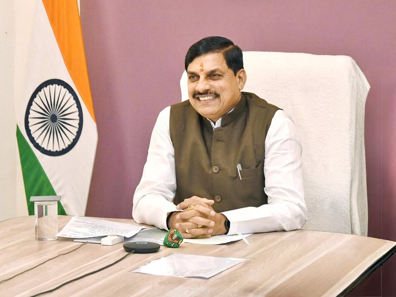 MP CM to gift Rs 250 Rakhi 'shagun' to each 'Ladli Behna'