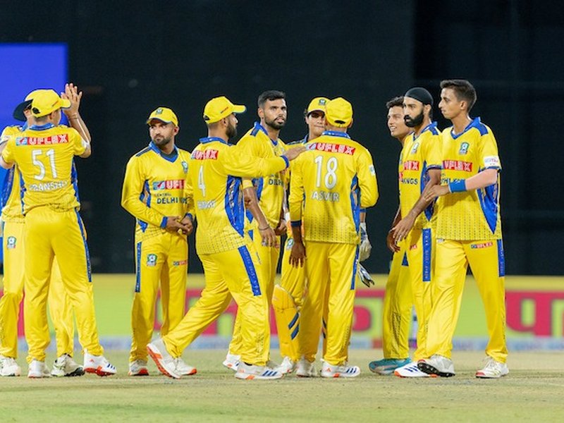 Central Delhi Kings bundle out South Delhi Superstarz for 80, wrap up 9-wicket win in the Season 2 of the Delhi Premier League (DPL) the Arun Jaitley Stadium in New Delhi on Thursday night. Photo credit: DDCA