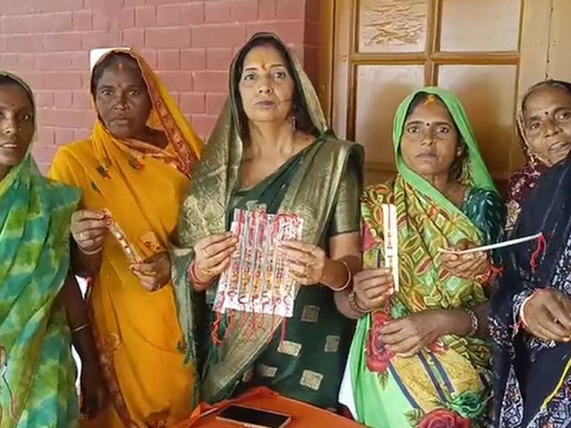 Uttar Pradesh: Women of self-help groups send 'Swadeshi' rakhis to soldiers in Jaunpur