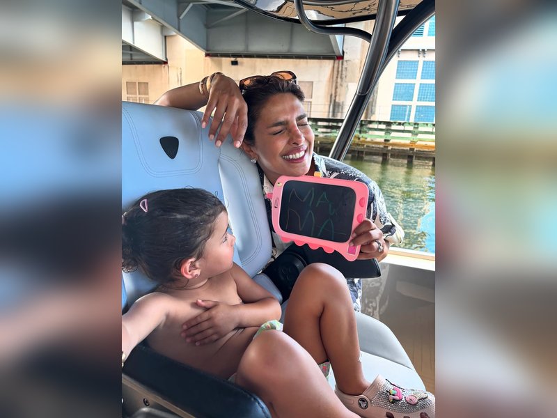 Priyanka Chopra treats with some awe-worthy glimpses of little Malti with her family