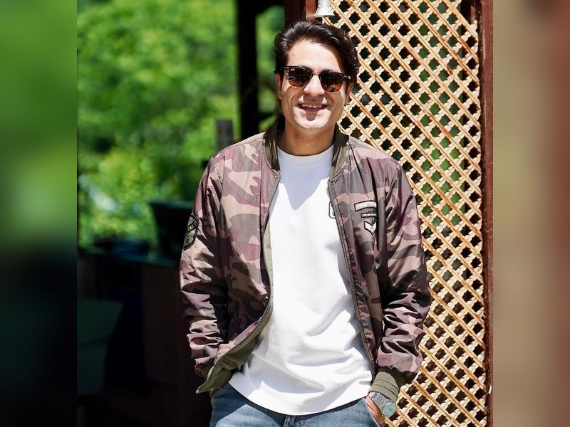 'Saare Jahan Se Accha' actor Sunny Hinduja reveals why spies are the real heroes of the country