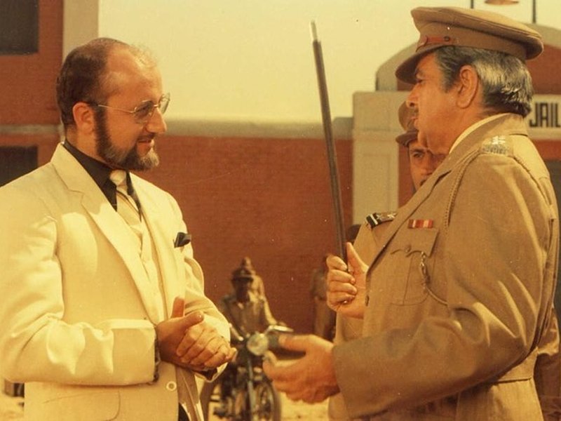 'Karma' turns 39: Anupam Kher thanks Subhash Ghai for making him popular as Dr Dang 