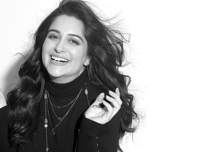 Dipika Kakar thanks her supporter for 'being the reason of my smile so many time'