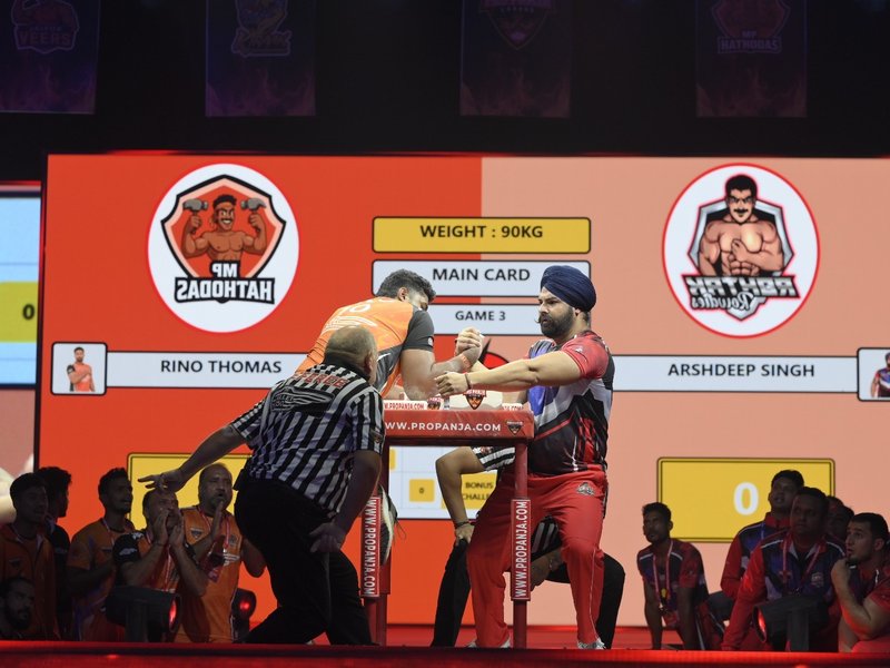 Arsh Virk vs Rino Thomas epic 90kg battle makes history as first 5-round main card encounter in Season 2 of the Pro Panja League at the Atal Bihari Vajpayee Training Centre for Disability Sports in Gwalior on Friday. 