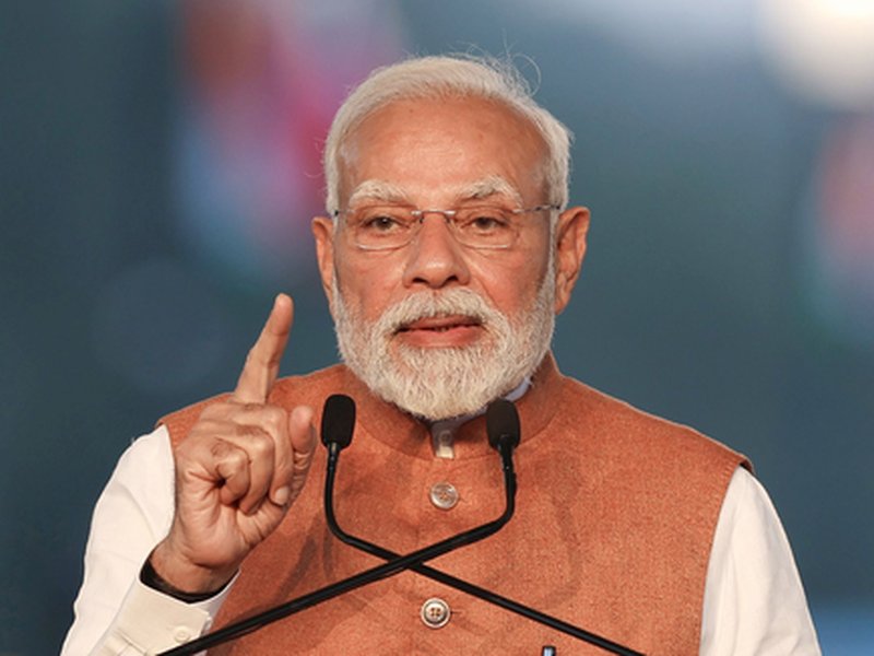PM Modi to visit Karnataka tomorrow, flag off 3 Vande Bharat Express trains from Bengaluru