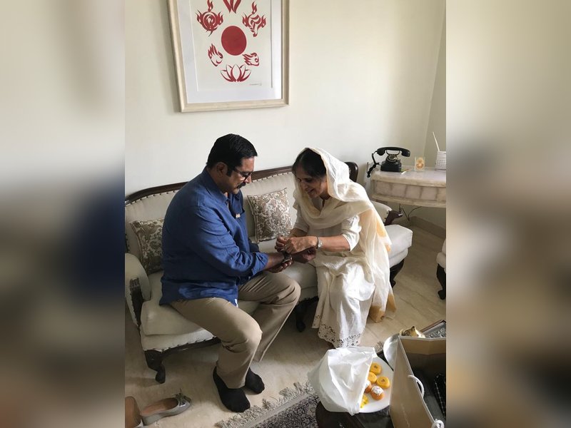 My Rakhi sister Pinky Singh has wished me every year for the past 25 years without fail, says Sarath Kumar