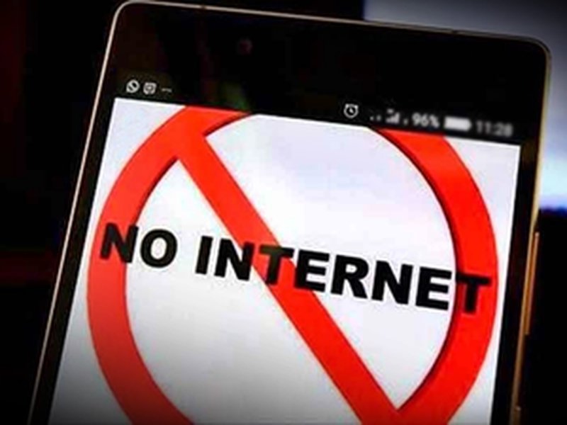 Education, online business, media reporting in Balochistan face disruption due to internet suspension 