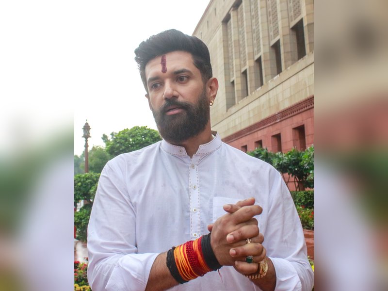 'Rahul Gandhi should apologise or prove his claims', Chirag Paswan backs ECI