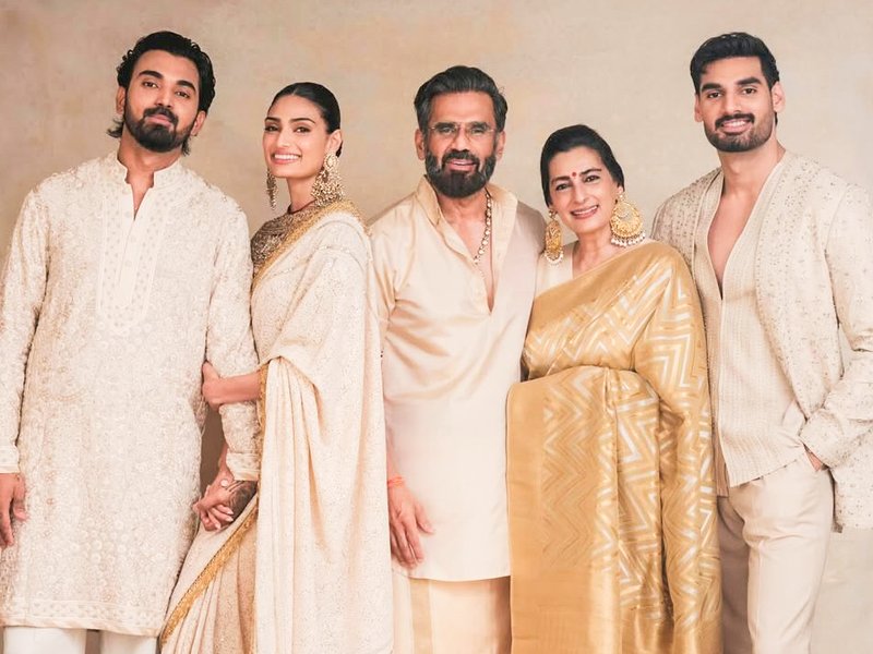 Suniel Shetty turns 64: Athiya, Ahan & K L Rahul drop lovely birthday wishes 