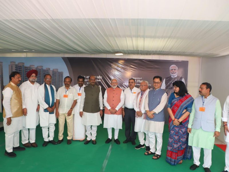 Days after resigning as Trinamool Chief Whip in LS, Kalyan Banerjee spotted interacting cordially with PM Modi