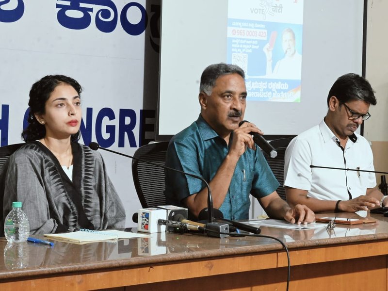 ECI can't threaten Rahul Gandhi for raising voice for fair polls, says Cong; urges withdrawal of remarks on LoP