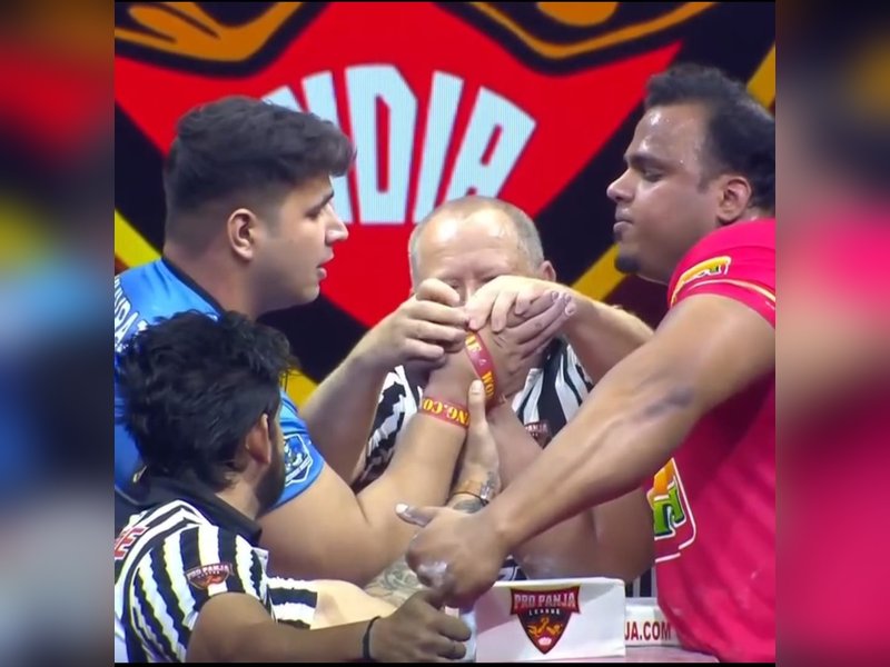 Yuvraj Verma, Suhail Khan's heated exchange almost comes to blows on Day 8 in Season 2 of the Pro Panja League in Gwalior, Madhya Pradesh, on Tuesday. Photo credit: Pro Panja League 