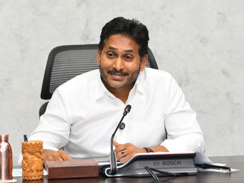 Jagan accuses Naidu of ‘stealing’ credit for Veligonda project, claims twin tunnels completed by YSRCP govt