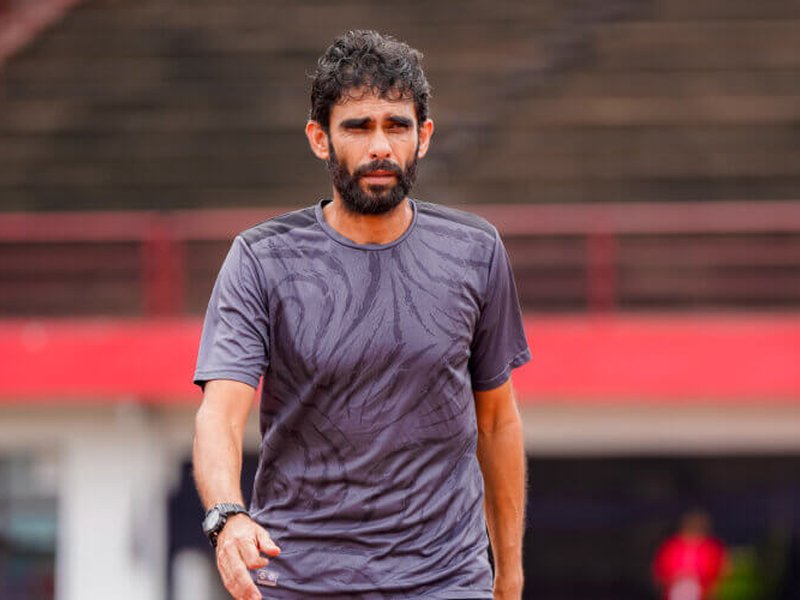 Khalid Jamil signs full-time contract as Indian senior men’s team head coach