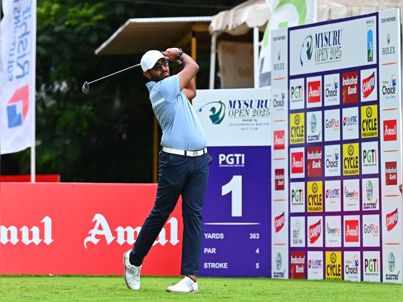 Yuvraj Sandhu fires 65 to maintain one-shot lead after Round 2 of the Mysuru Open 2025 at the Jayachamaraja Wadiyar Golf Club (JWGC) in Mysuru on Wednesday. Photo credit: PGTI