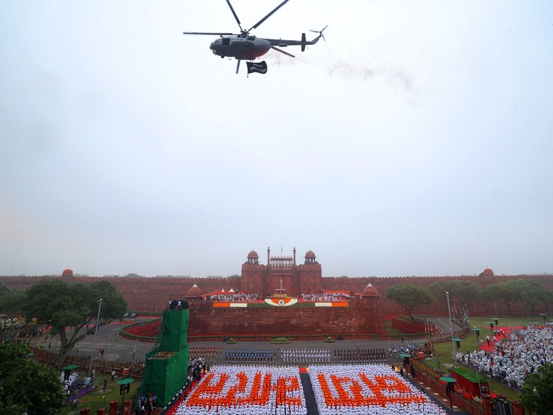 May India keep scaling new heights of progress: PM Modi