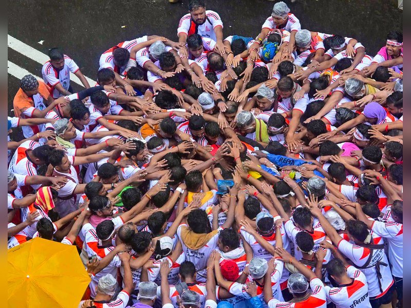 Adani Electricity organises safety awareness campaign in collaboration with Dahi Handi mandals