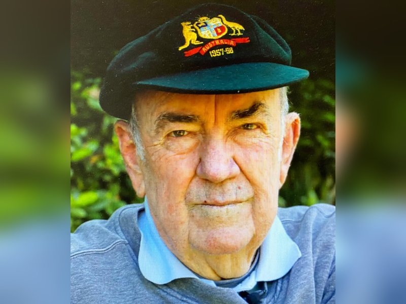 Former Australia captain and coach Bob Simpson passes away at 89 (Credit: Steve Waugh/Instagram)