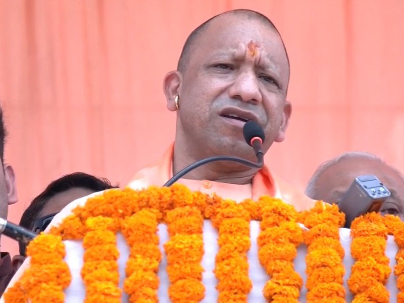 CM Yogi visits Mathura on Janmashtami, calls for preservation of Sanatan Dharma
