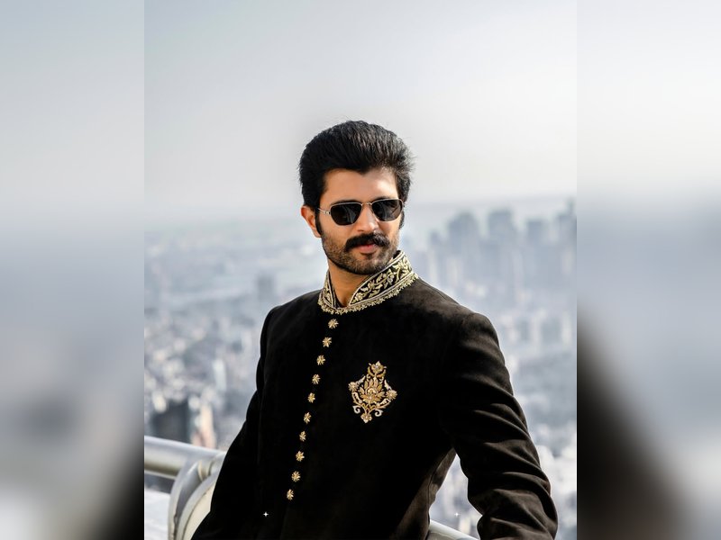 Vijay Deverakonda celebrates Independance Day at Times Square