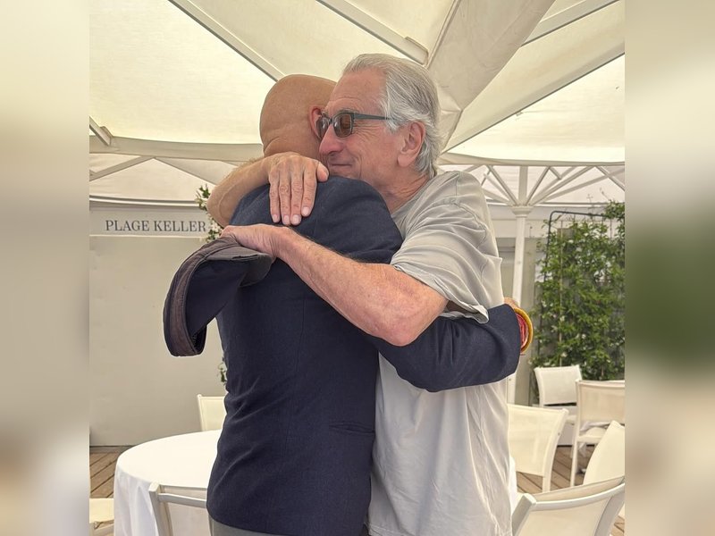 Anupam Kher wishes birthday to Robert De Niro: 'Honoured to know you as a friend'