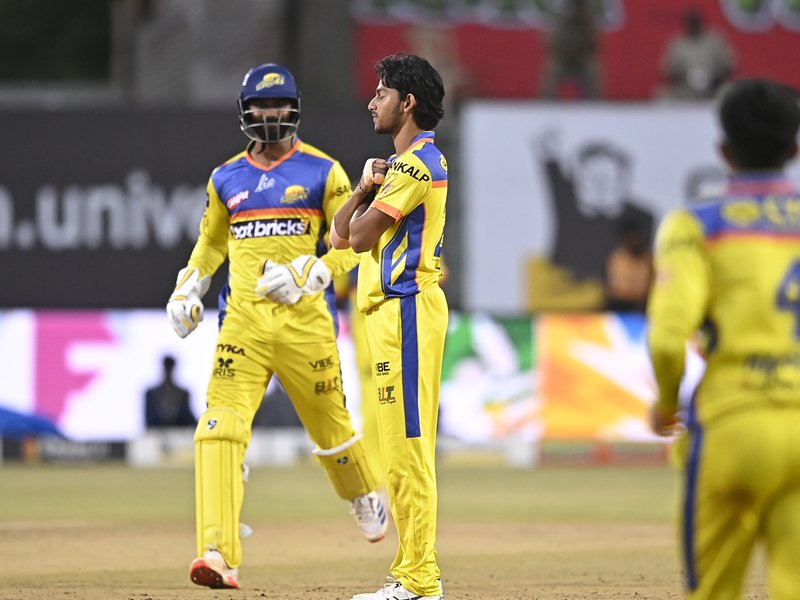Mysore Warriors bounce back with 39-run win over Bengaluru Blasters   in Maharaja Trophy KSCA T20 league in Mysore on Monday. Photo credit: KSCA