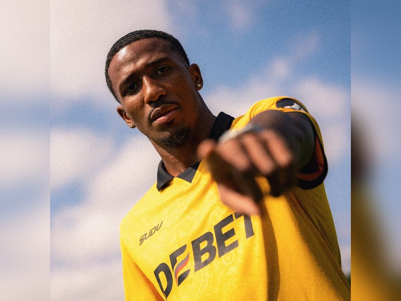 Wolves sign fastest Serie A player Jackson Tchatchoua on five-year deal (Credit: Wolves/X)