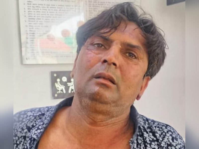 Delhi CM assault: BJP claims attacker linked with AAP, shares his photo with party MLA