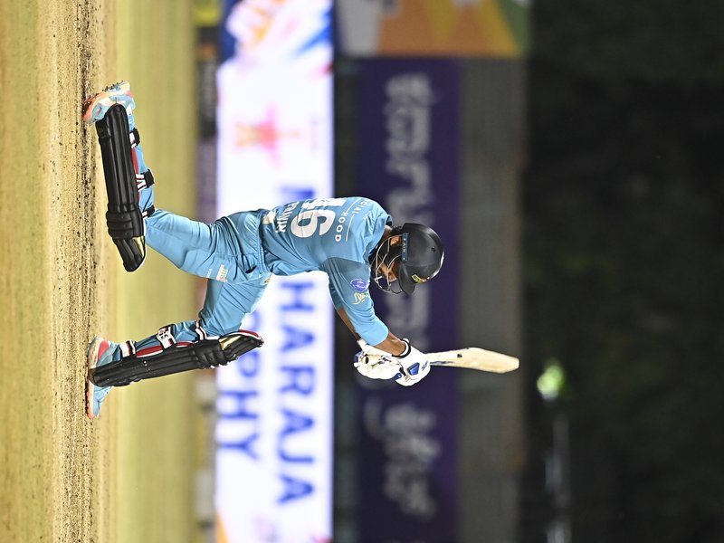 Pravin Dubey fireworks seal last-ball win for Gulbarga Mystics over Mysore Warriors in Maharaja Trophy KSCA T20 in Mysore on Wednesday. Photo credit: KSCA