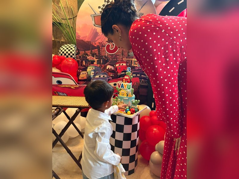 Sonam Kapoor says 'Mama loves you to the moon and back' as son Vayu turns 3