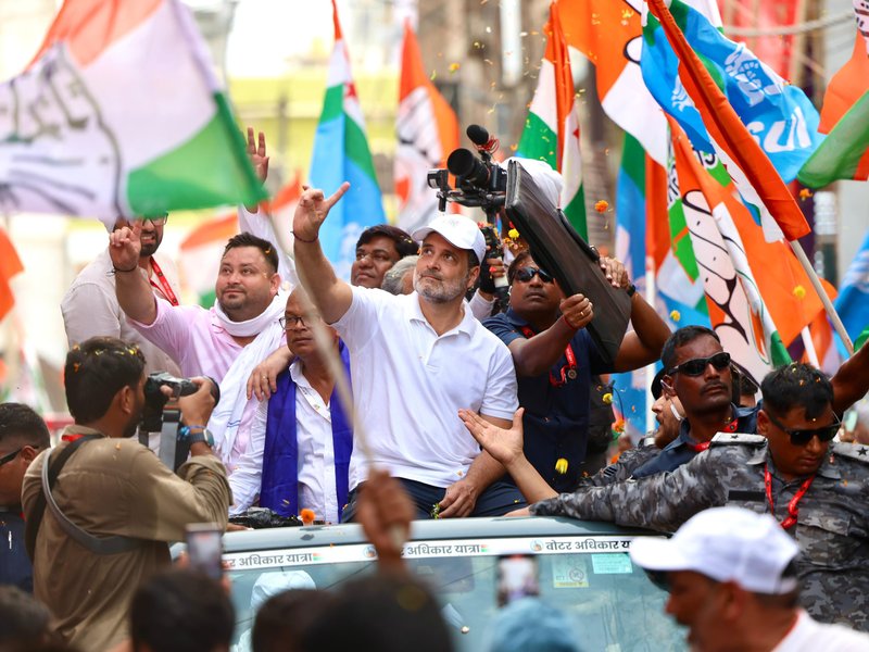 Bihar: 'Voter Adhikar Yatra' reaches Munger; Tejashwi, Rahul slam CM Nitish Kumar, ECI