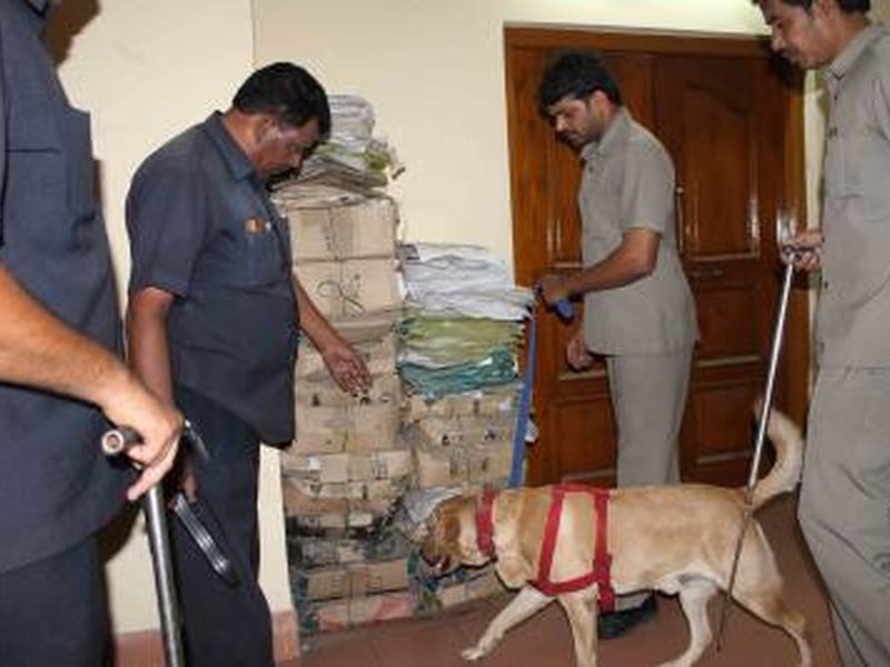 Six Delhi schools receive bomb threats; students evacuated, search underway