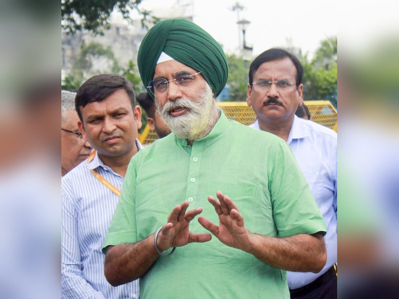 Will implement SC order on stray dogs, says Delhi Mayor