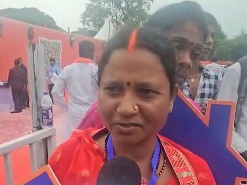 Gaya ji: PM Modi hands over pucca house keys to people; PMAY beneficiaries elated