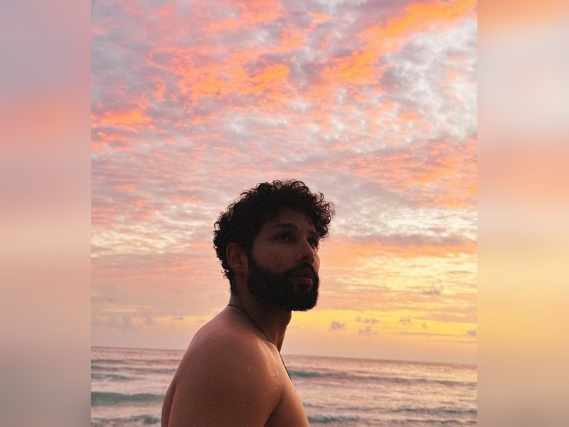 Siddhant Chaturvedi says 'love isn’t about giving your best, but being allowed to be your worst'