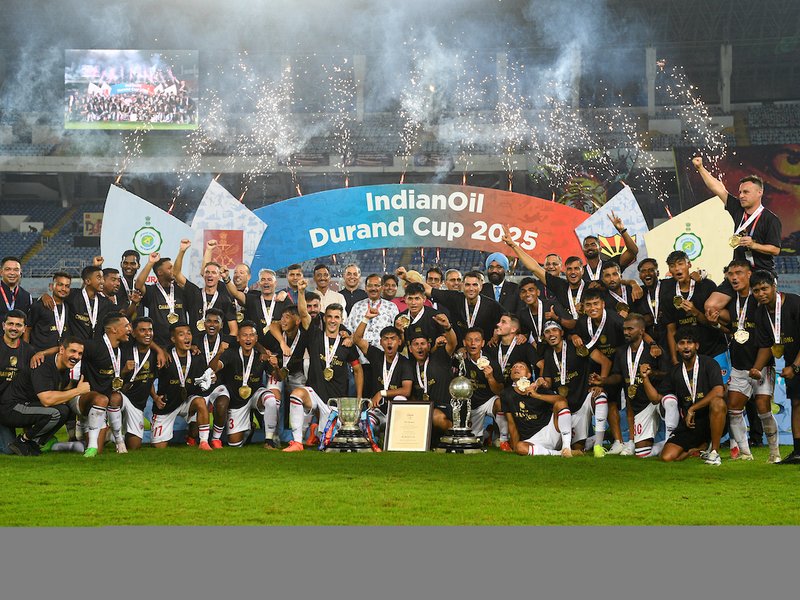 NorthEast United FC defend title in style with dominant win over Diamond Harbour in the final of the134th Durand Cup at the Vivekananda Yuba Bharati Krirangan in Kolkata on Saturday. Photo credit: DCOGC