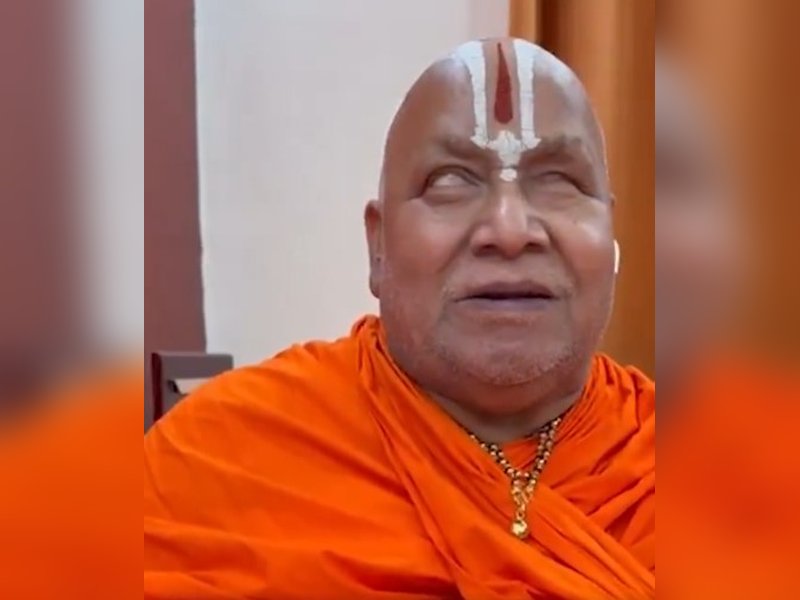 Swami Rambhadracharya clarifies remarks: 'Premanand Maharaj is like a son to me, I did not insult him' (Photo: IANS X account)