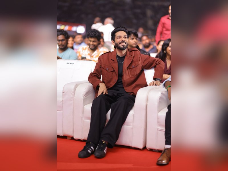 Sivakarthikeyan tells Anirudh: Continue to remain jolly and give us hit songs to vibe! (Photo Credit: PR)