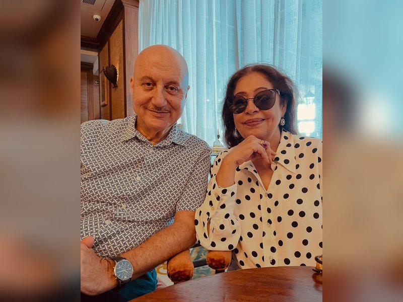 Anupam celebrates 40 years with Kirron, recalls special ‘Outlander’ gift during her illness