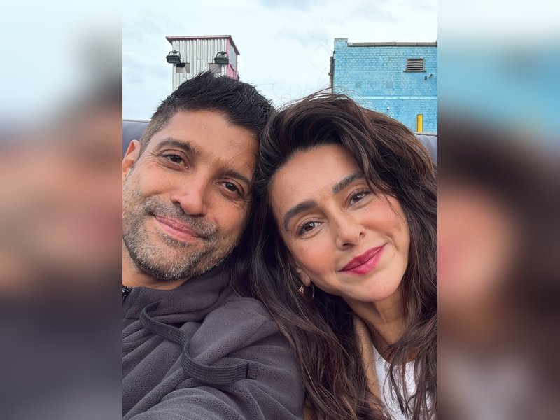 Farhan Akhtar calls wife Shibani, his 'needle pointing north' expressing his love on her birthday 
