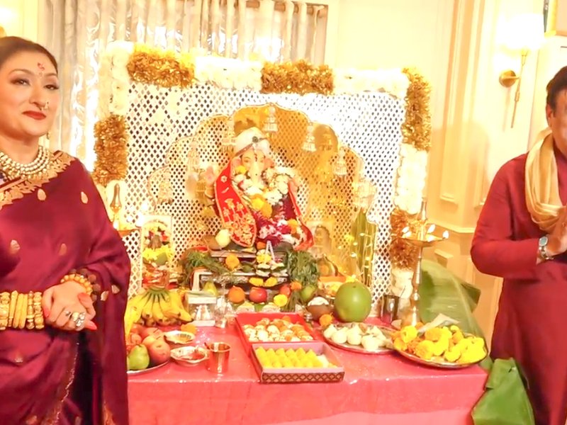 Govinda, wife Sunita Ahuja make happy public appearance on Ganesh Chaturthi amidst divorce news 