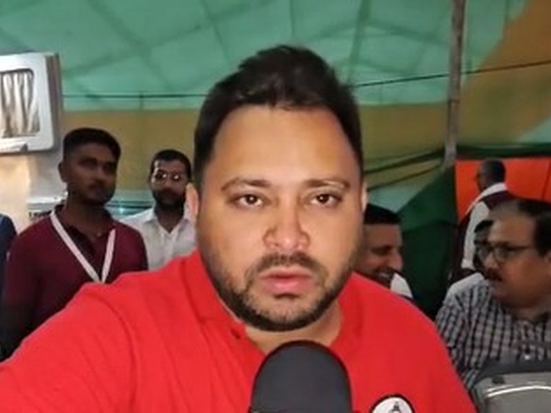 Not possible to end democracy from Bihar: Tejashwi Yadav slams NDA, alleges BJP and ECI working together