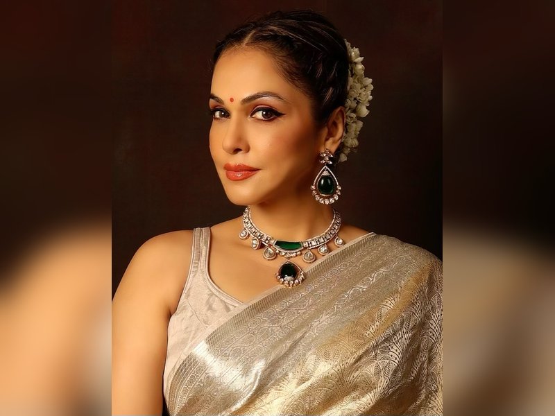Isha Koppikar: Bappa has solved all my problems