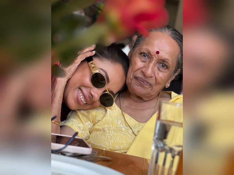 Rupali Ganguly shares beautiful pics on her “Rockstar” mother's birthday