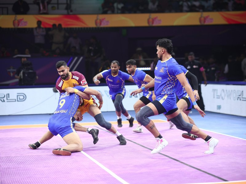 Pawan Sehrawat, Arjun Deshwal star as Tamil Thalaivas secure 38-35 win over Telugu Titans in exciting opener in Season 12 of the Pro Kabaddi League at the Vishwanadh Sports Club in Visakhapatnam on Friday night. Photo credit: PKL 
